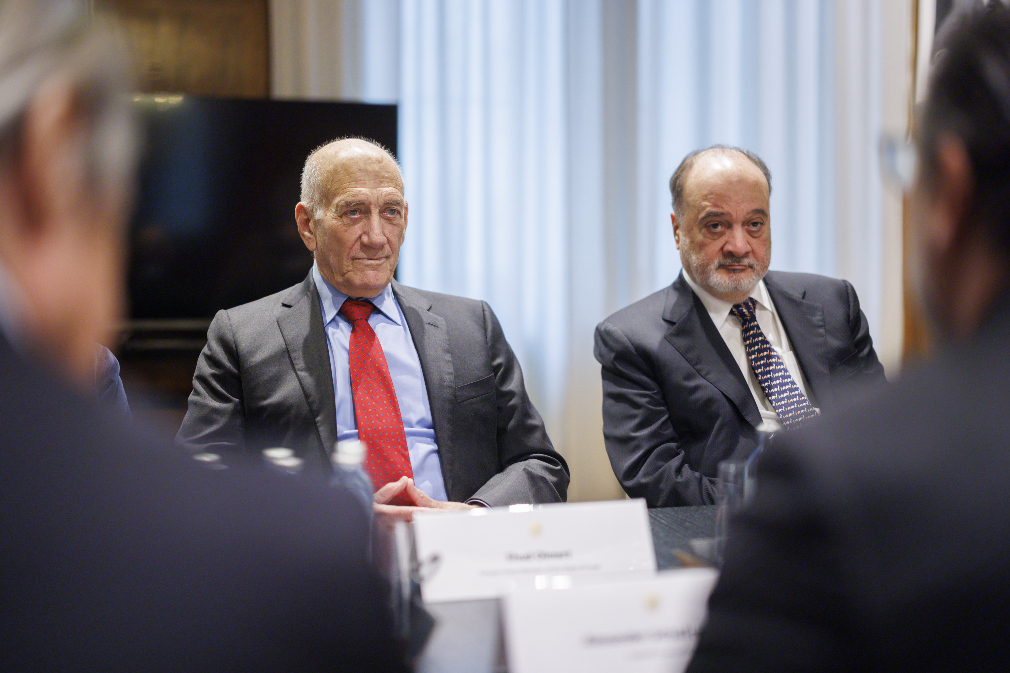 Photo of Olmert and al-Kidwa