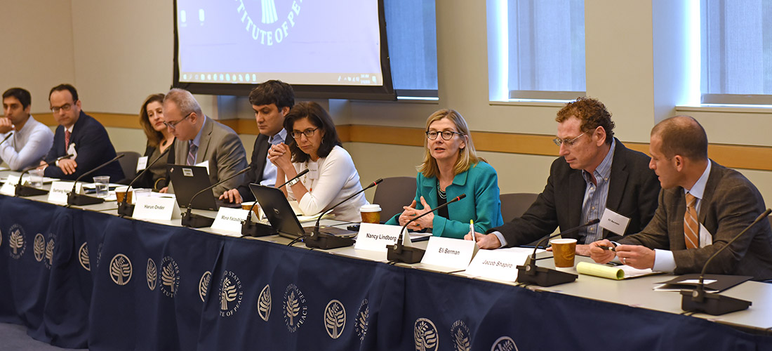 Panelists at the meeting in Washington, D.C., discussed post-conflict stabilization efforts in the Middle East. (Photo courtesy of Jeffrey Helsing, United States Institute of Peace)
