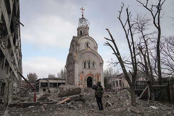 Mariupol, Photo by Evgeniy Maloletka