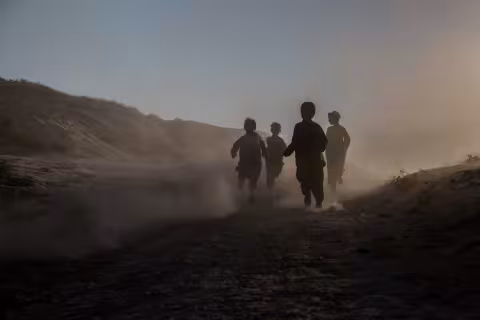 boys running