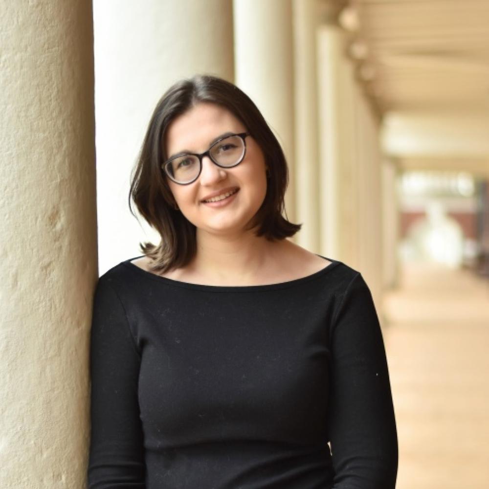 headshot of Lucia Armengol, fellow