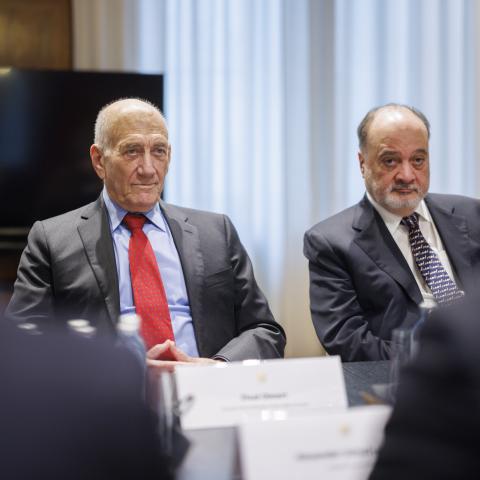 Photo of Olmert and al-Kidwa