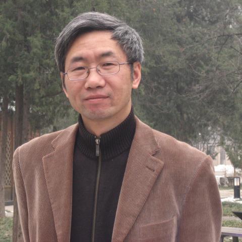 Shiping Tang Headshot
