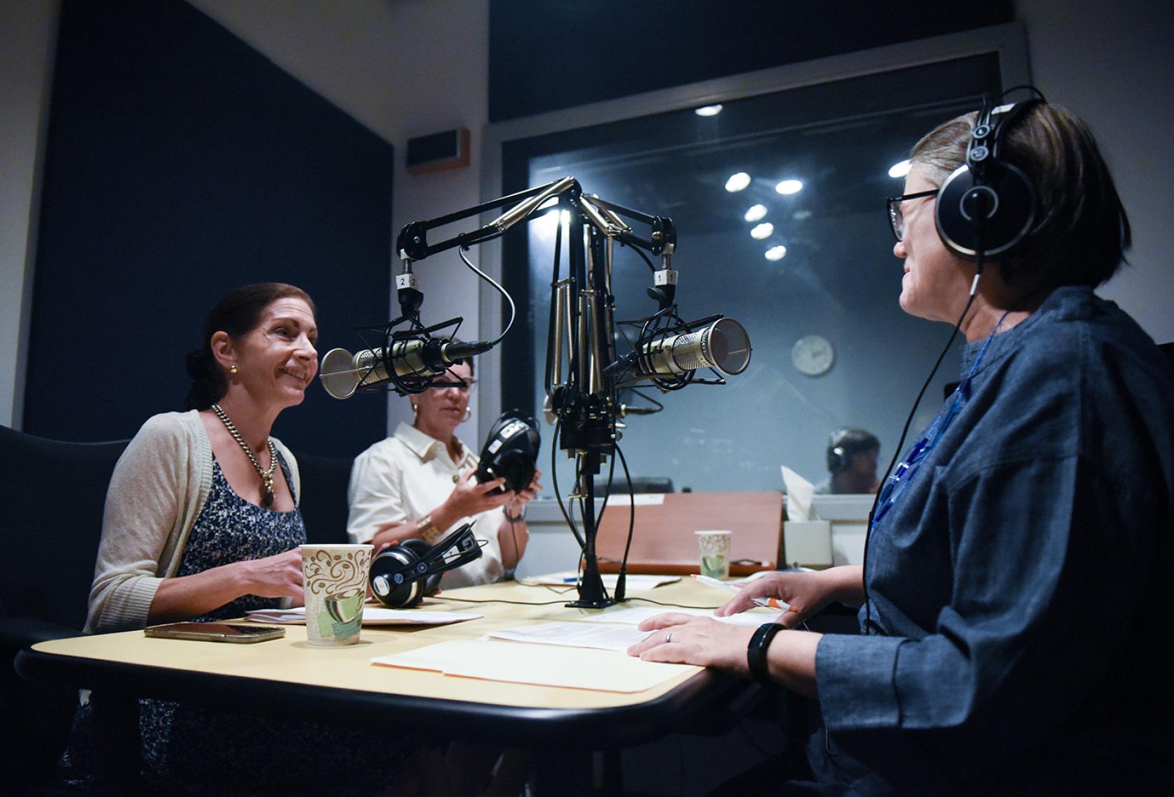 Heather Howard interviewing NJ's first lady, Tammy Murphy, for Princeton Pulse