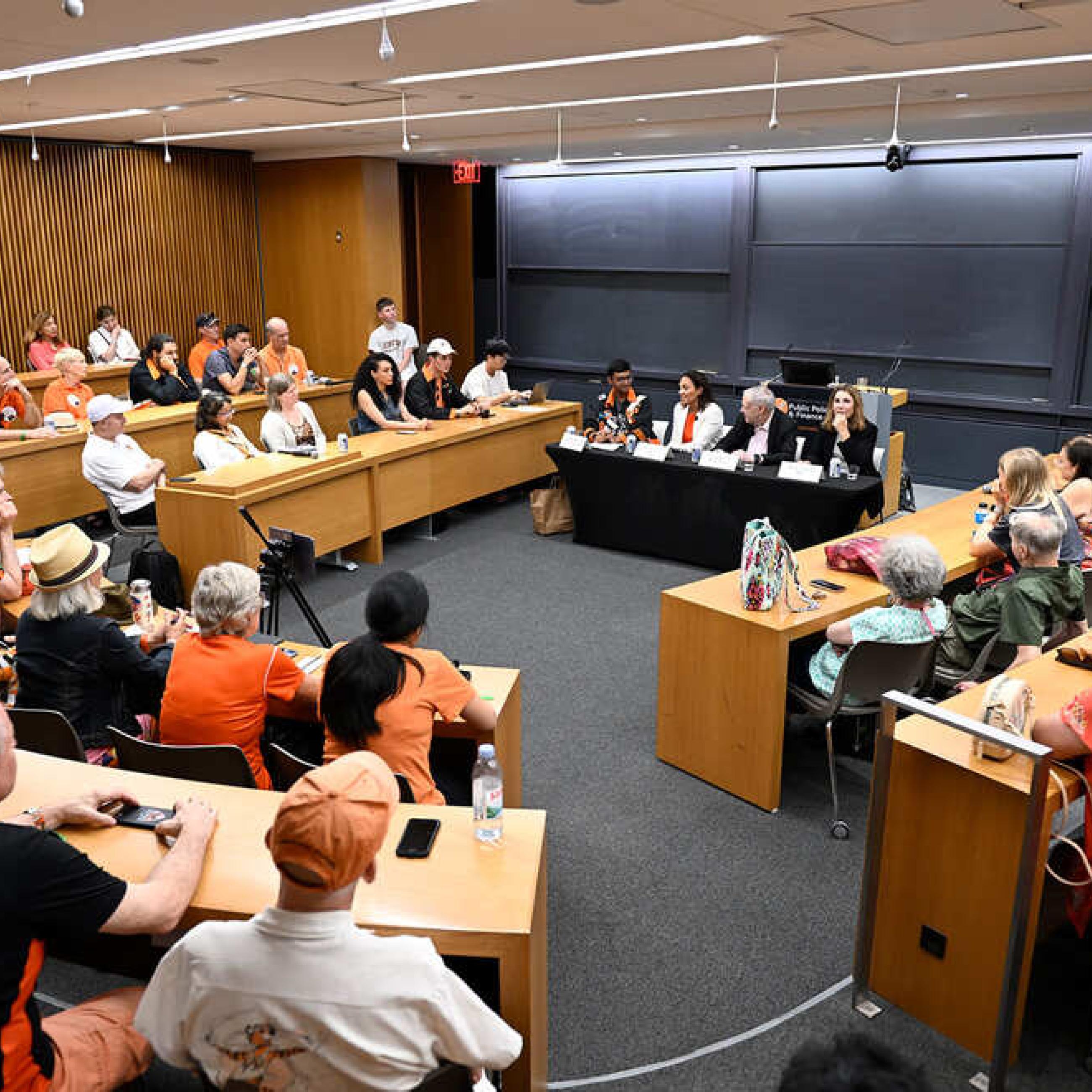 Keeping the Lights On reunions event panel