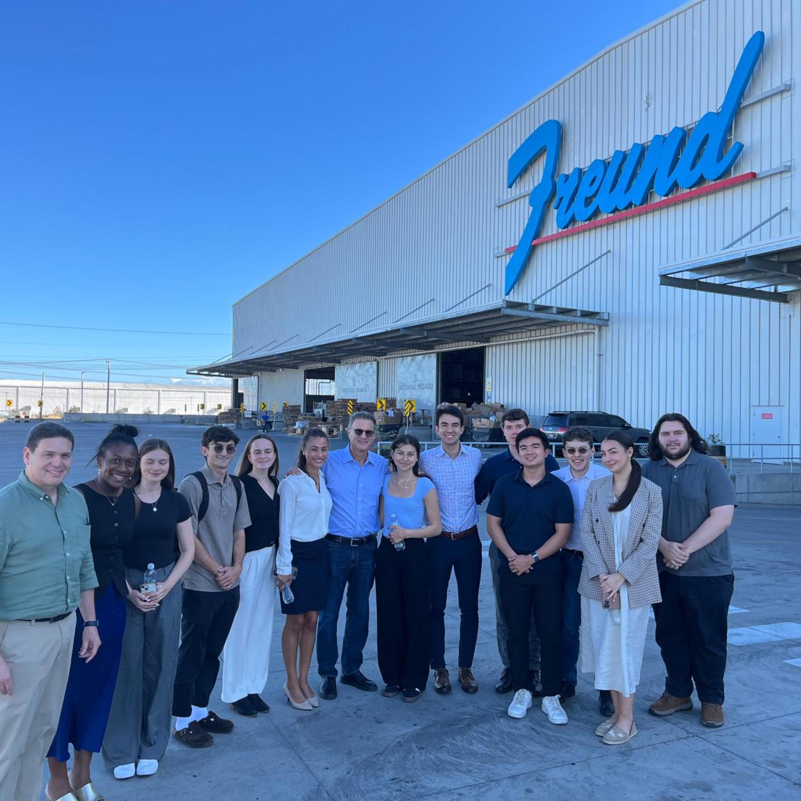 SPIA students on winter break in El Salvador with Juan Carlos Pinzon