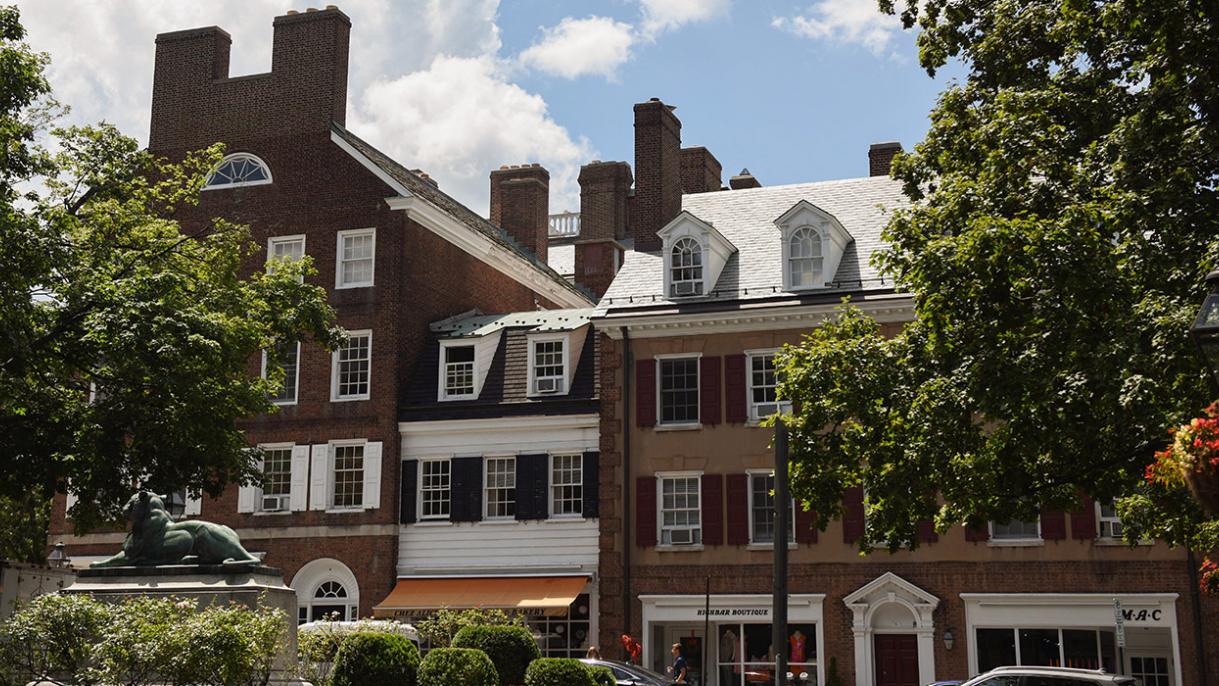 store fronts and buildings in Princeton, New Jersey